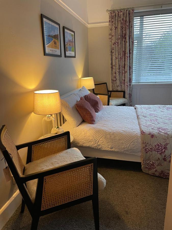 Hotel Larkhill House Portrush Esterno foto