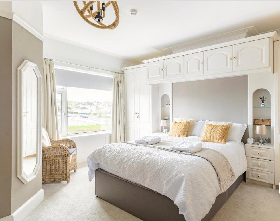 Hotel Larkhill House Portrush Esterno foto