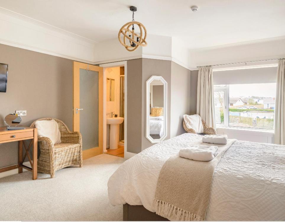 Hotel Larkhill House Portrush Esterno foto